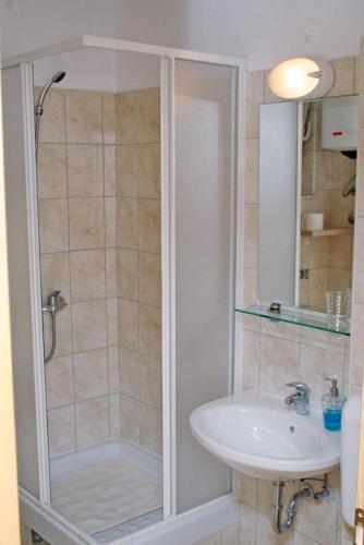 Apartment Vinjerac 3093h