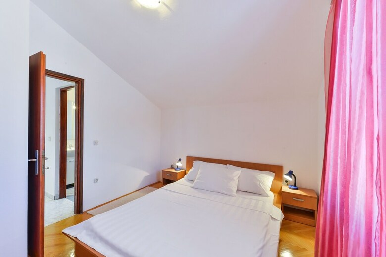 Apartments Pavlak