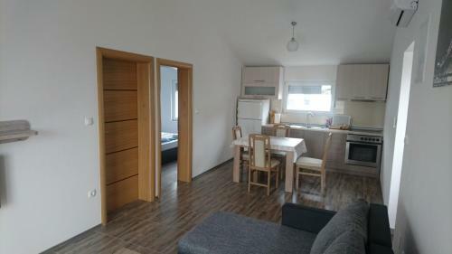 Apartmani Vir
