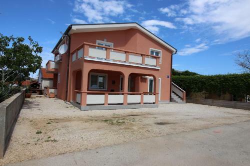 Apartments Ivanika