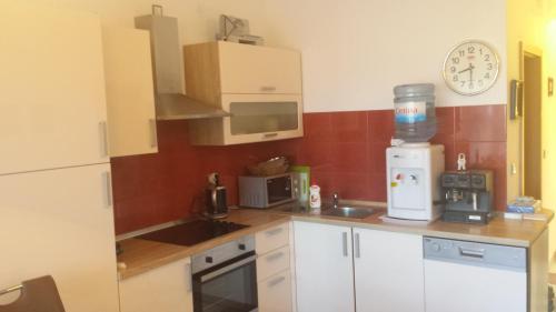 Apartments Batovanja
