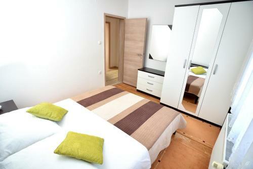 Apartment Isi?