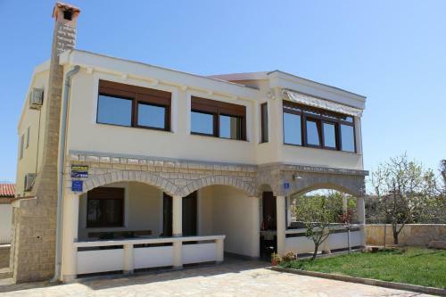 Apartment Isi?