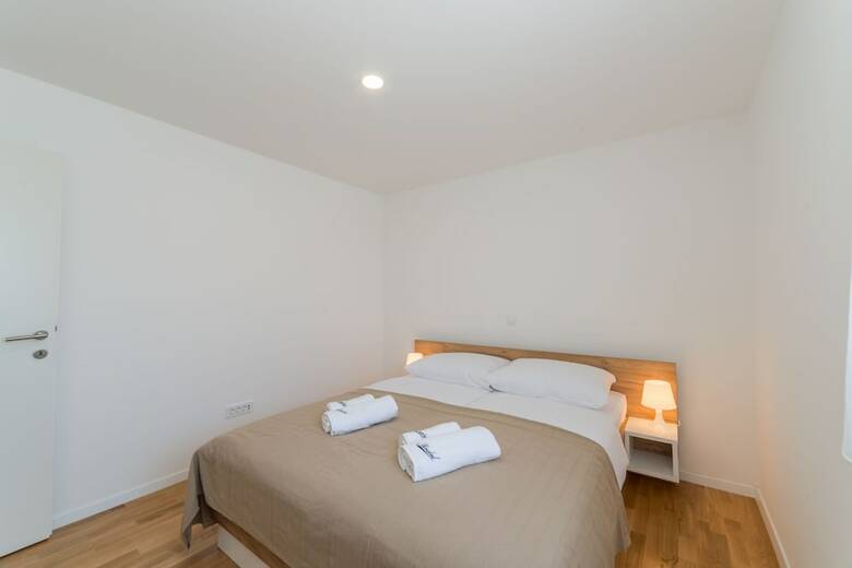 Apartments Mirakul