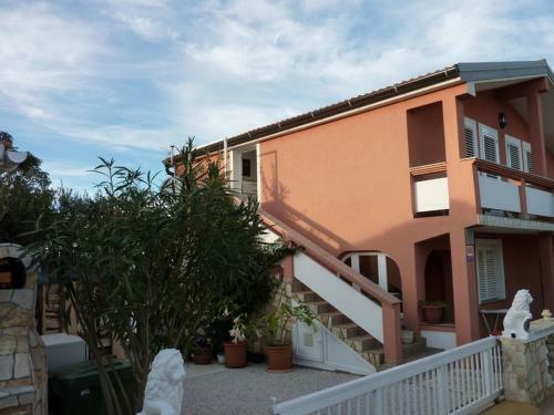 Apartment Bobovik X