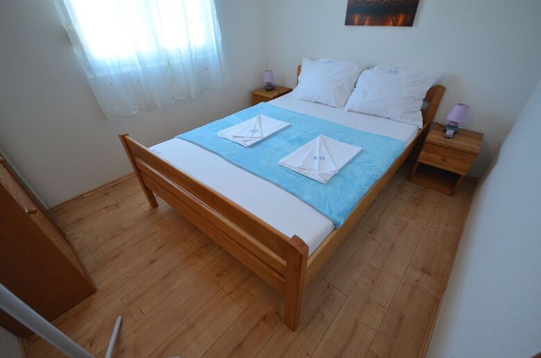 Apartments Galic