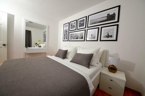 Sunset Deluxe Apartments