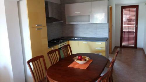 Apartment Ema Vir