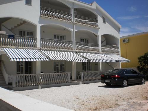 Apartment Vir 13817a