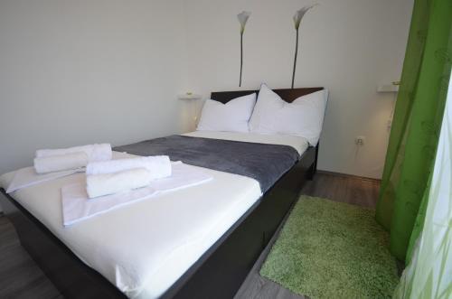 Apartments Mi?ija