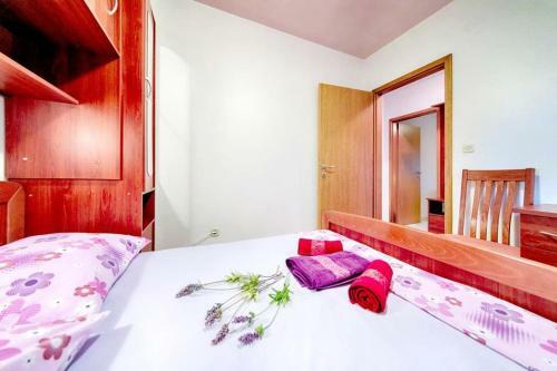 Apartments By The Sea Rukavac (vis) - 15352