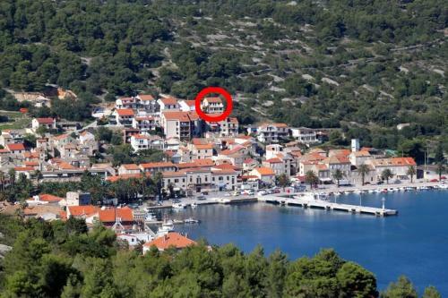 Apartment Vis 8531a