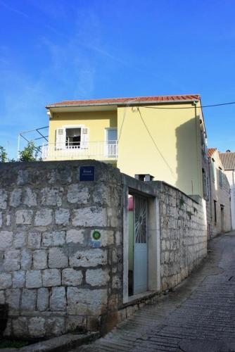 Apartment Vis 8534b