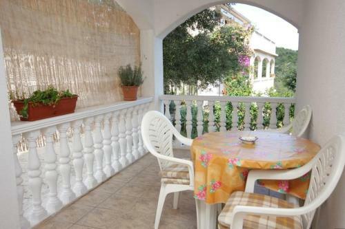 Apartment Vis 8531f