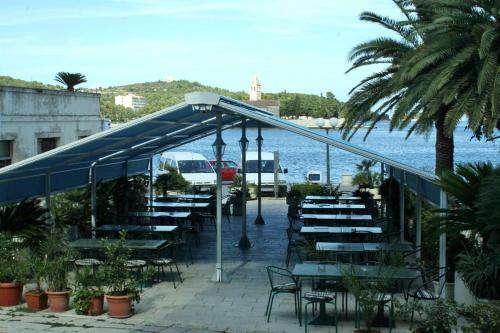 Hostal Triple Room Vis 3034e