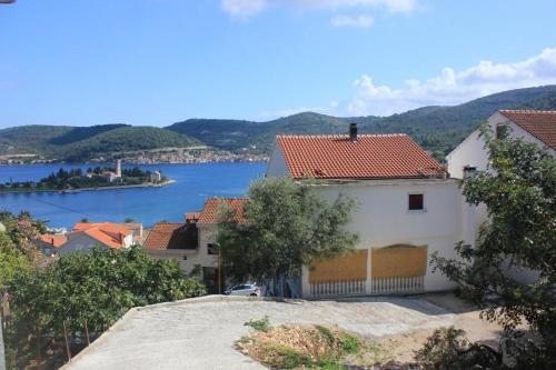 Apartment Vis 8531b