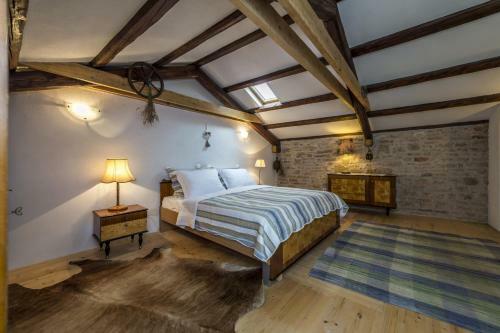 Villa Katarina&luka With Beautiful Garden And Pool