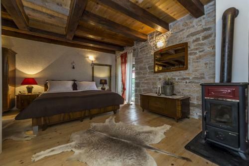 Villa Katarina&luka With Beautiful Garden And Pool