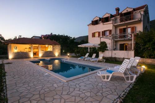 Holiday Home Luce