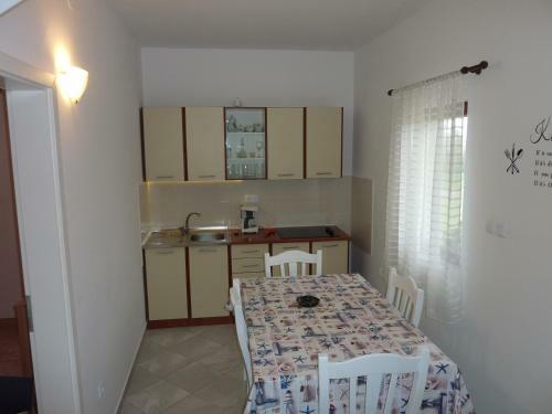 Apartment Jerolima II