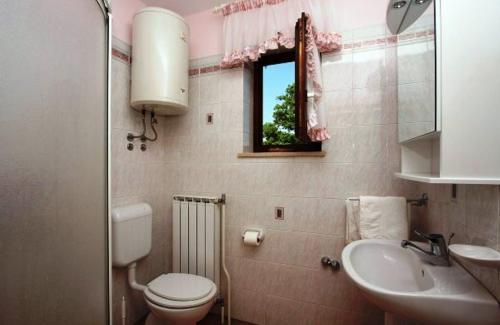 Holiday Home In Krsan 8888