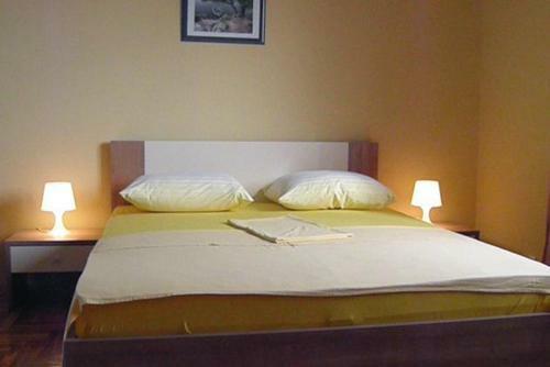 Hostal Apartments And Rooms With Parking Space Vodice - 6260