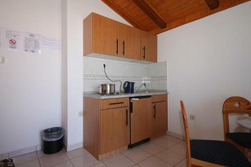 Hostal Apartments And Rooms With Parking Space Vodice - 6260