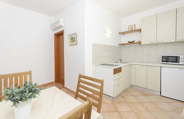 Apartments Karolina