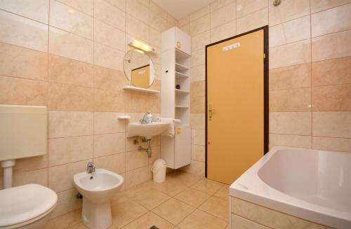 Apartments Jadran