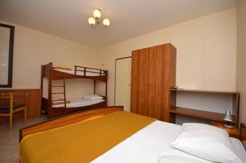 Apartments Jadran