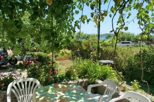 Hostal Triple Room Vodice 4228c