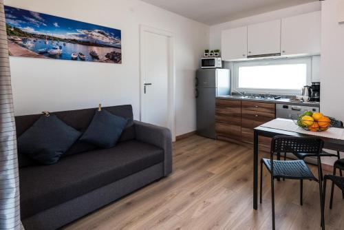 Seaside Apartments With A Swimming Pool Vodice - 16362
