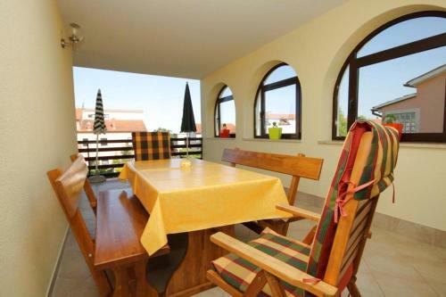 Apartments With A Parking Space Peroj (fazana) - 7516