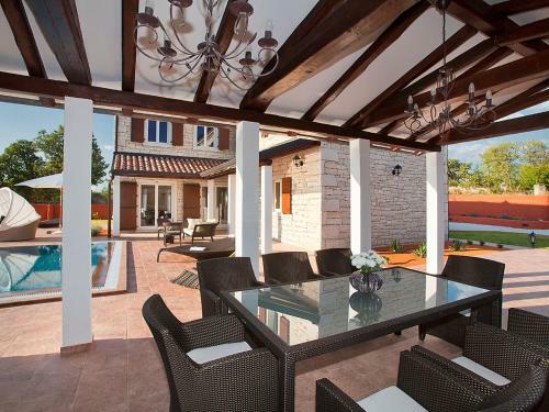 Villa Luxoria