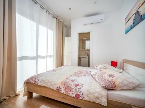 Apartment Mir