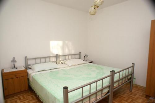 Apartments By The Sea Mudri Dolac (hvar) - 4042