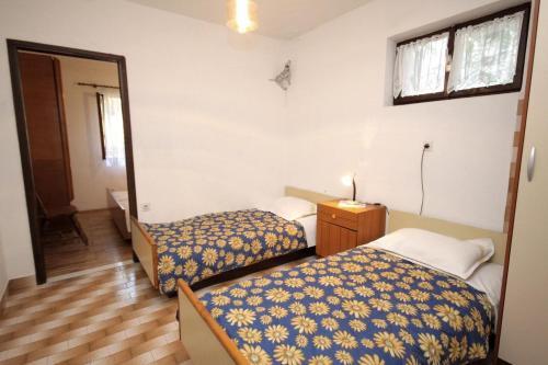 Apartments By The Sea Mudri Dolac (hvar) - 4042