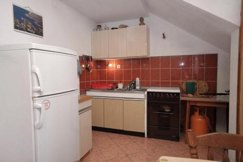 Apartments By The Sea Mudri Dolac (hvar) - 4042