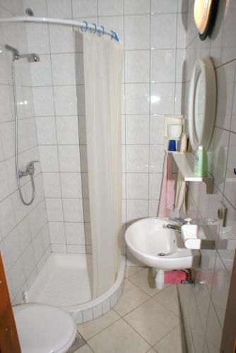 Apartments By The Sea Mudri Dolac (hvar) - 4042