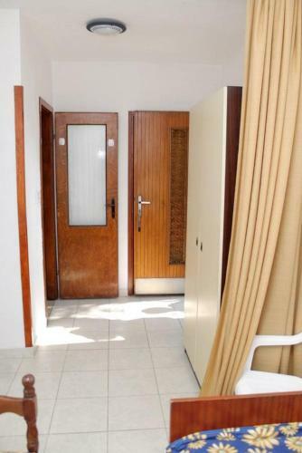 Apartment Mudri Dolac 4042a