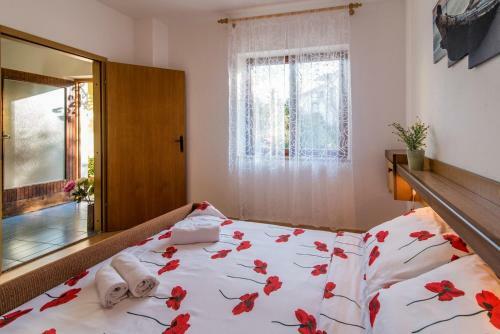Apartment In Vrbnik/insel Krk 13618