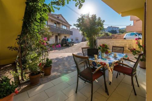 Apartment In Vrbnik/insel Krk 13618