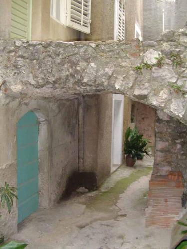 Apartment In Vrbnik/insel Krk 13618