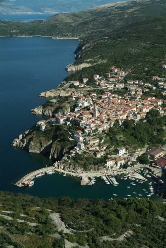 Apartment In Vrbnik/insel Krk 13618