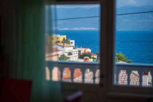 Apartment In Vrbnik/insel Krk 13616