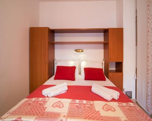 Apartments In Vrbnik/insel Krk 13597