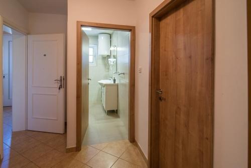 Apartments In Vrbnik/insel Krk 13597