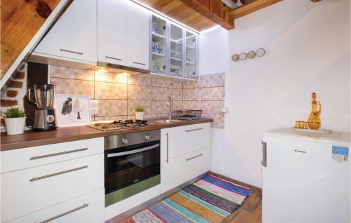 Two-bedroom Holiday Home In Vrbovec