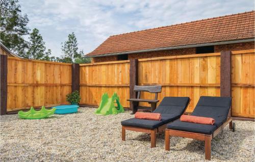 Two-bedroom Holiday Home In Vrbovec