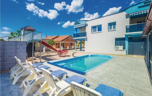 Two-bedroom Apartment In Vrh